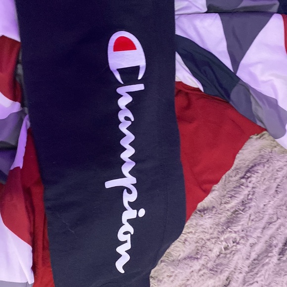 Another pair of black champion sweats - Picture 2 of 4